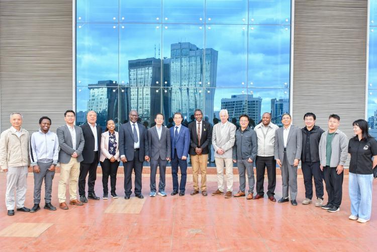 NANJING UNIVERSITY DELEGATION