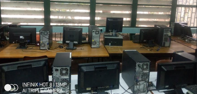 DEPARTMENT OF URBAN AND REGIONAL PLANNING COMPUTER LAB